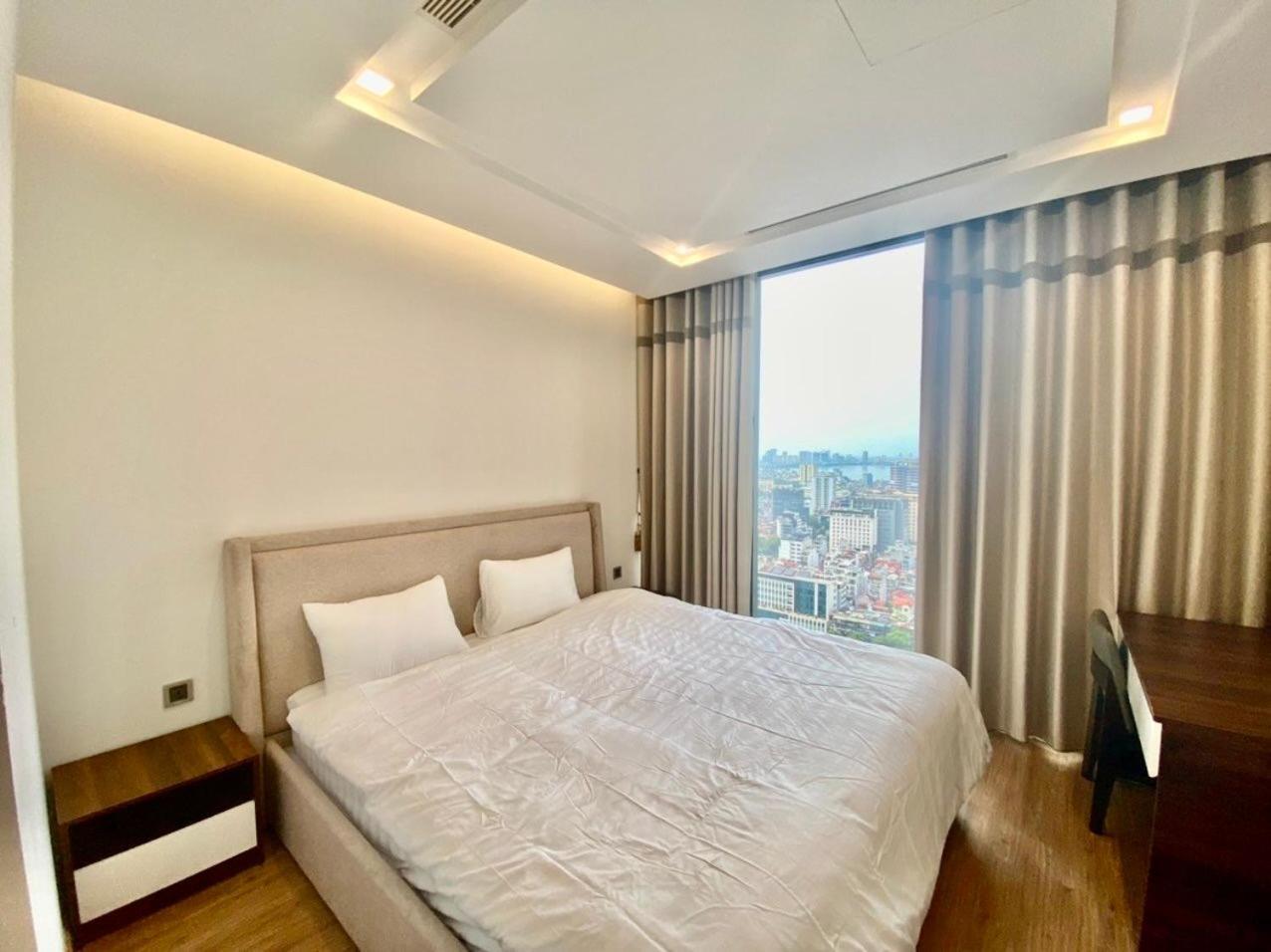 Hana Housing - Vinhomes Metropolis Căn hộ *